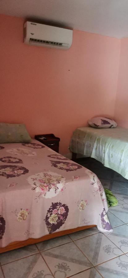 Cabinas Mitchaelle'S Puerto Viejo de Talamanca Esterno foto