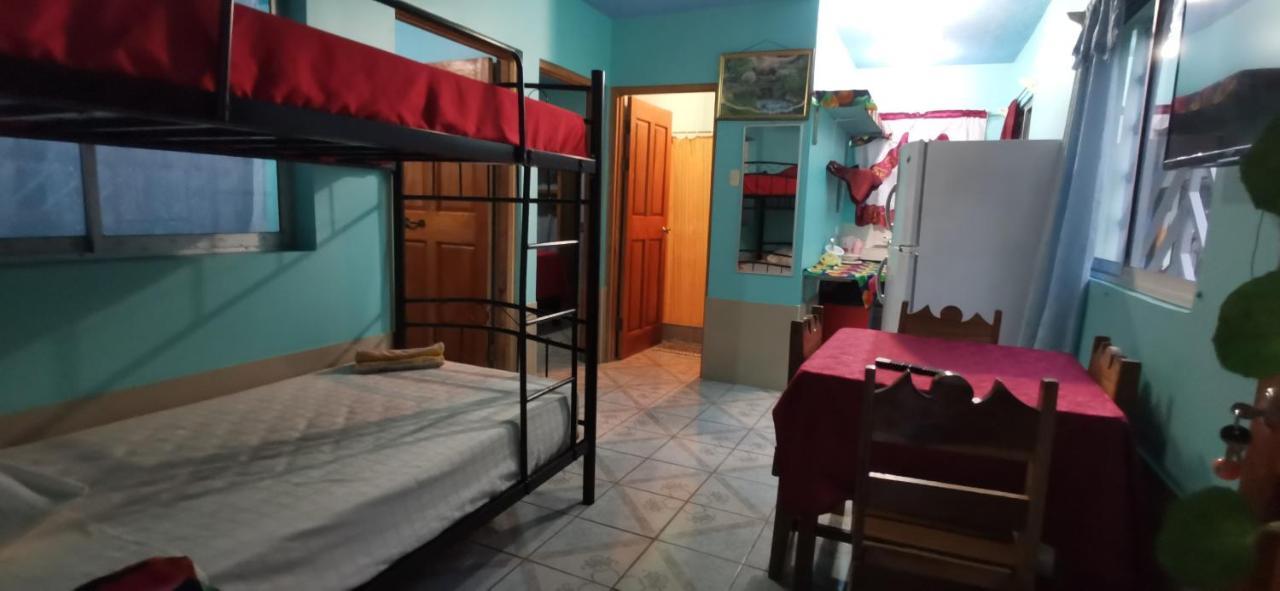 Cabinas Mitchaelle'S Puerto Viejo de Talamanca Esterno foto