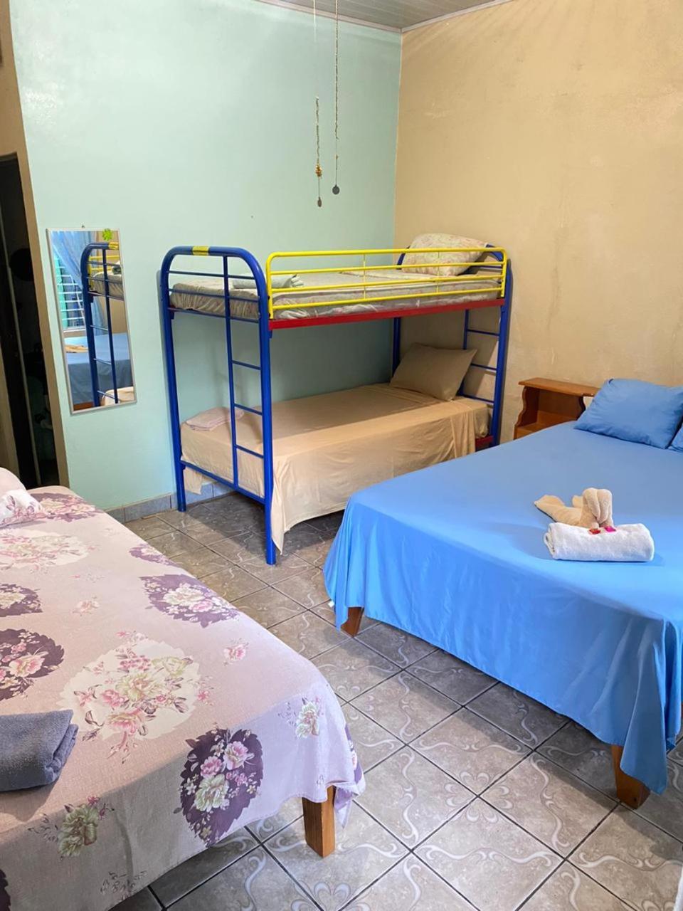 Cabinas Mitchaelle'S Puerto Viejo de Talamanca Esterno foto